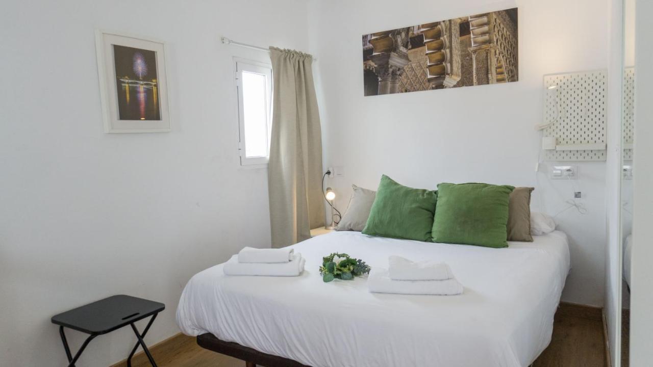 Retiro En La Alfalfa Apartment Seville Luaran gambar